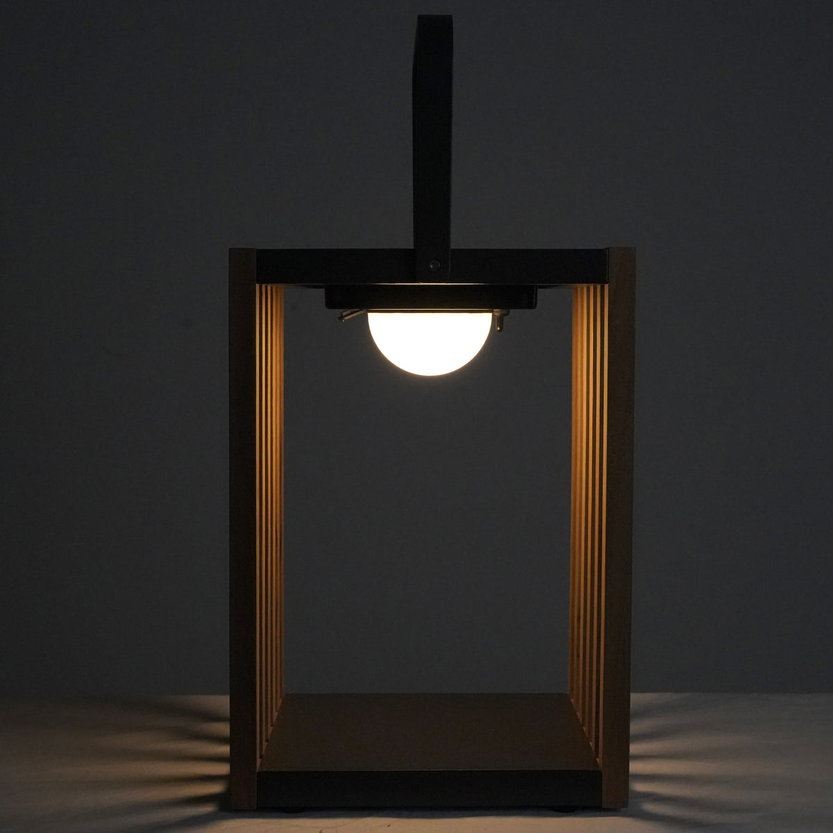 LAMPADA DA ESTERNO SOLARE/RICARICABILE IN ACCIAIO E TEAK - (TAGLIA S)